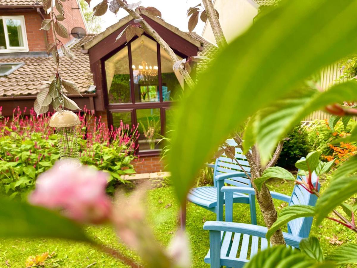 Penderi House With Cymru Holidays Holiday home